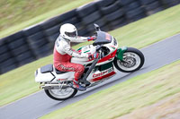 Vintage-motorcycle-club;eventdigitalimages;mallory-park;mallory-park-trackday-photographs;no-limits-trackdays;peter-wileman-photography;trackday-digital-images;trackday-photos;vmcc-festival-1000-bikes-photographs